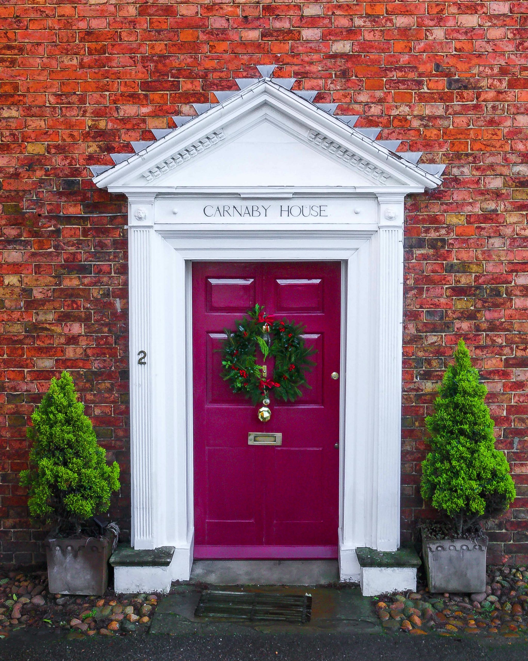 A Christmas Wreath on a door in Kimbolton.